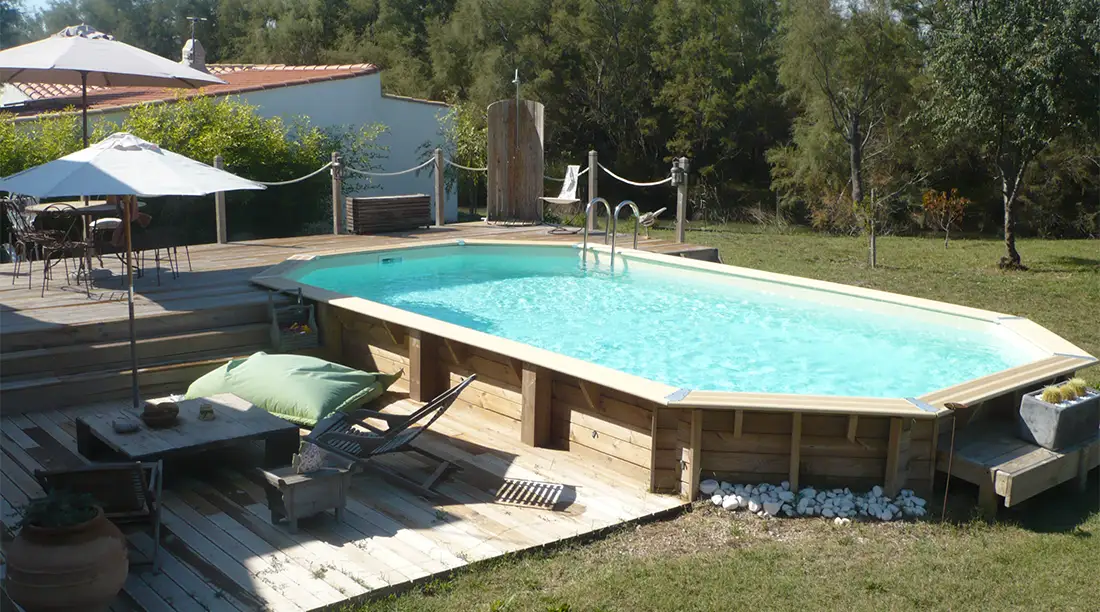 Piscine Azura Ubbink 7,50 x 4,00 x h1,30m de forme octogonale allongée